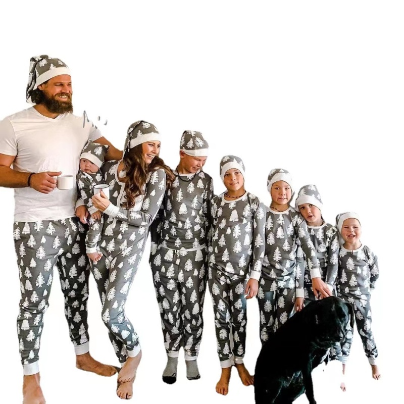 Christmas Pajamas Set Mommy and Me Baby Clothing Print Family Suits Printed Christmas Tree Father Mother Kids Sleepwear Clothes