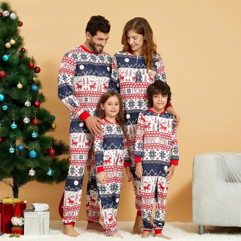 New Christmas Pajamas Set Mommy and Me Elk Print Family Suits Father Mother Kids Homewear Xmas Sleepwear Clothes
