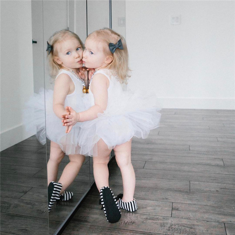 Conyson Wholesale Sleeveless O-neck Patchwork Sweet Dresses Solid Outfits Baby Girls Mesh Tulle Fluffy Tutu Dress