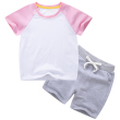 White powder + gray color matching short T suit