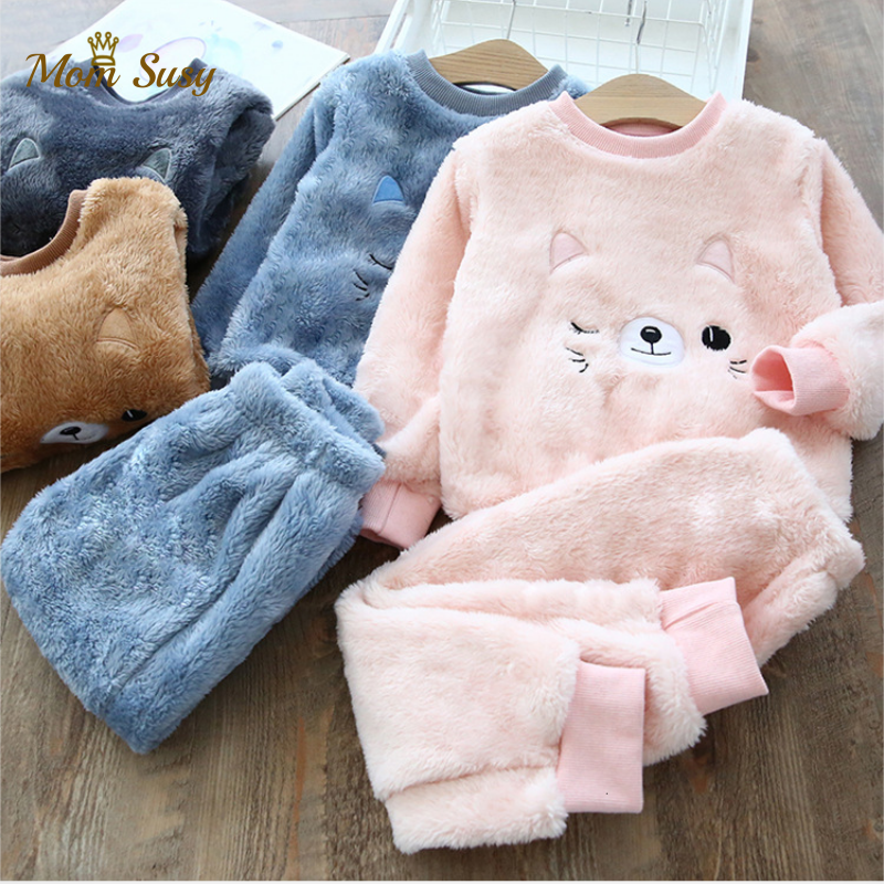 Baby's family suit Flannel autumn/winter baby pajamas for children sleeping clothes with extra thickness for boys and girls