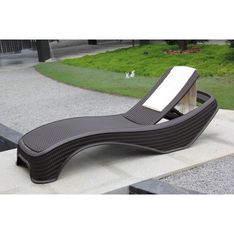 YOHO Hot Sale Outdoor aluminum PVC belt stacking pool side sun lounger beach reclining chaise lounge recliner chair