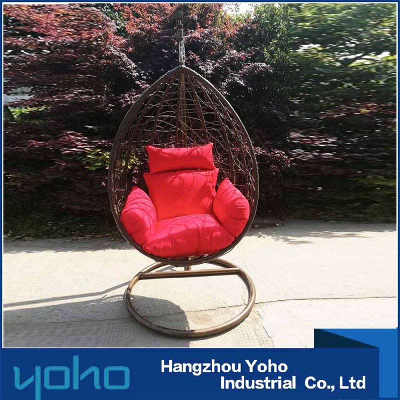 Outdoor ovaling wicker hanging swing egg chair