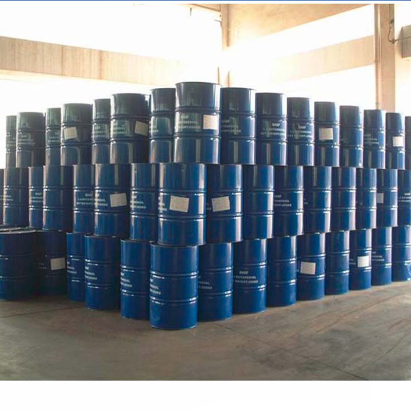 Manufacturer supply vroman chamomile essential oil