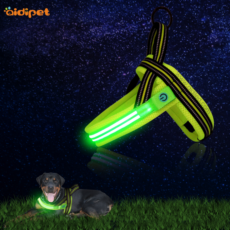 Light Up Dog Harness Luxury Pet Dog Vest Chest LED Dog Harness Reflective for Night Walking Jogging
