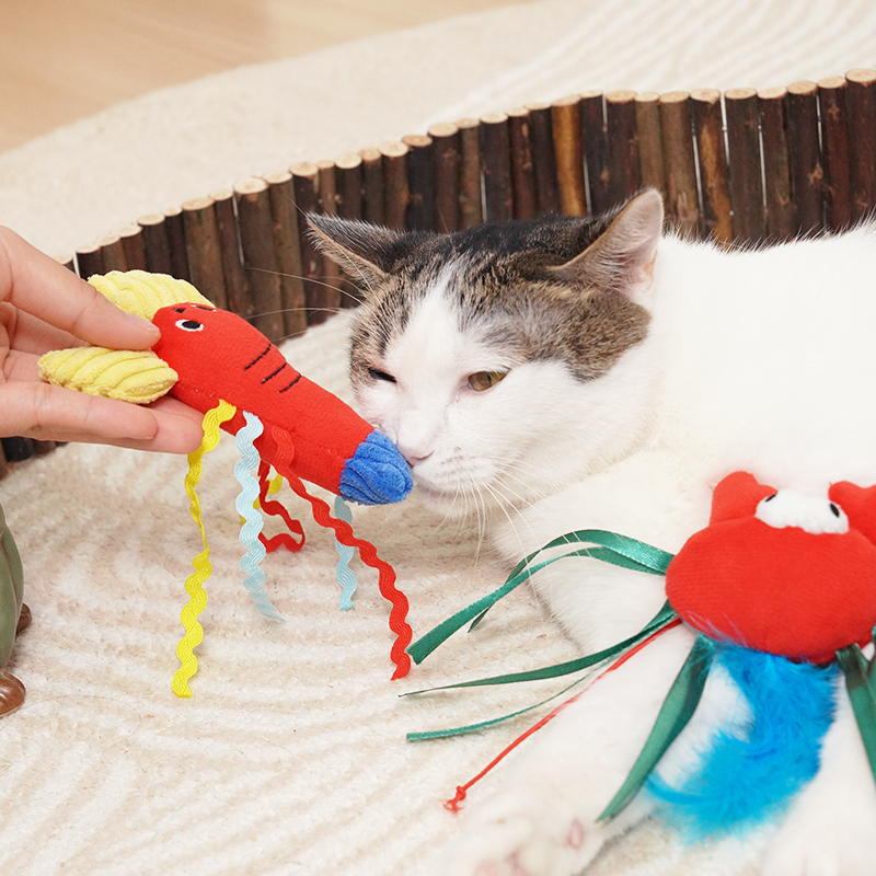 Manufacturer wholesale shrimp crab plush cat product