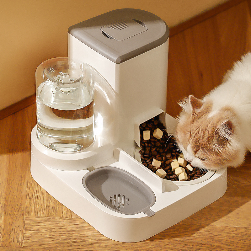 Manufacturer wholesale automatic water founatin with dog food dispenser