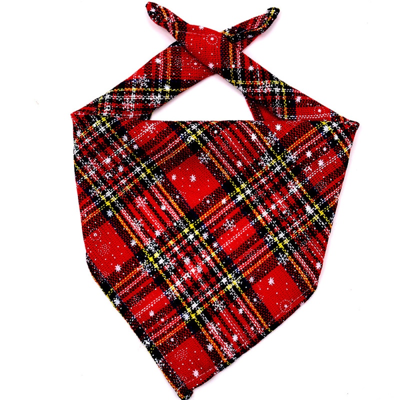 Manufacturer wholesale plaid snow pattern dog bandana christmas design