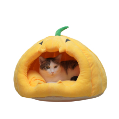 Manufacturer wholesale halloween pumpkin small dog cat bed cute design