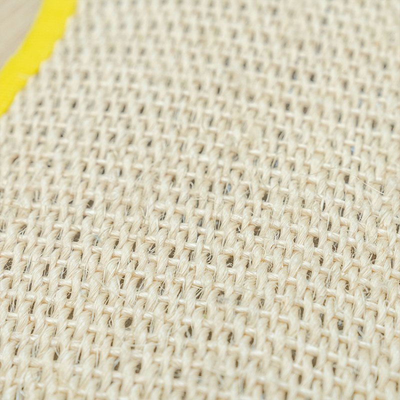 Manufacturer wholesale fruit design sisal cat scratcher mat with hook