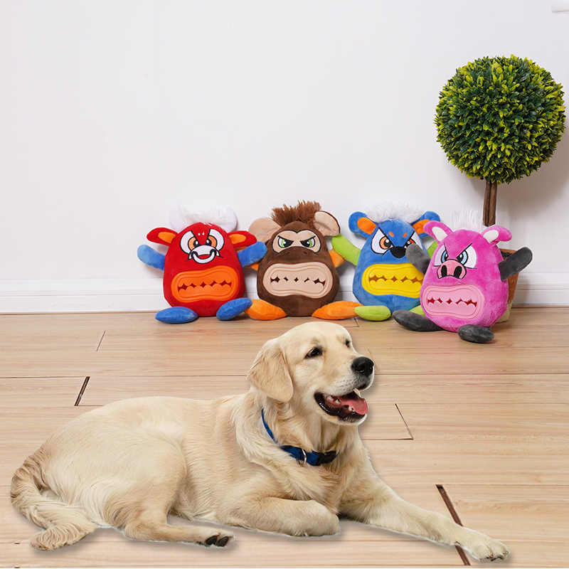 Manufacturer wholesale functional squeaky tpr teeth dog feeder plush toys