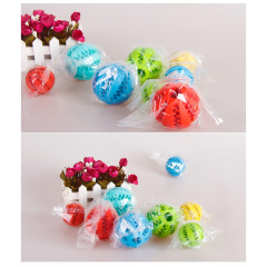 Manufacturer wholesale multi-colors round rubber pet dog feeder ball toys