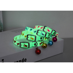 Manufacturer wholesale silicone adjustable multi pattern night reflected cat dog illuminated collar with bell