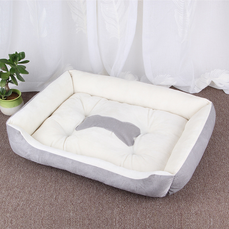 Manufacturer wholesale short plush warm dog beds non slip bottom