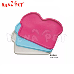 Rubber mixedcolor cheap cat cleaning tool pet feeding mat