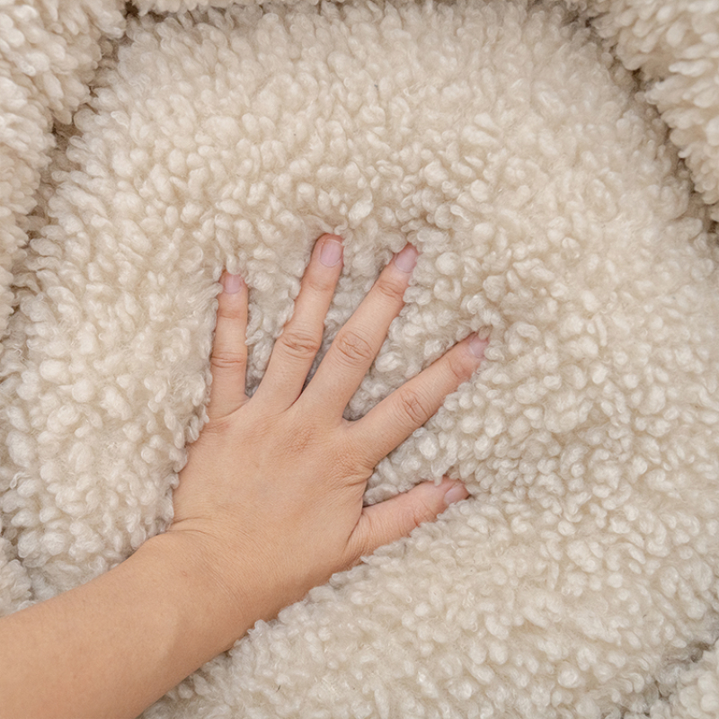 wholesale manufacturer beige brown custom logo cat dog bed sherpa material