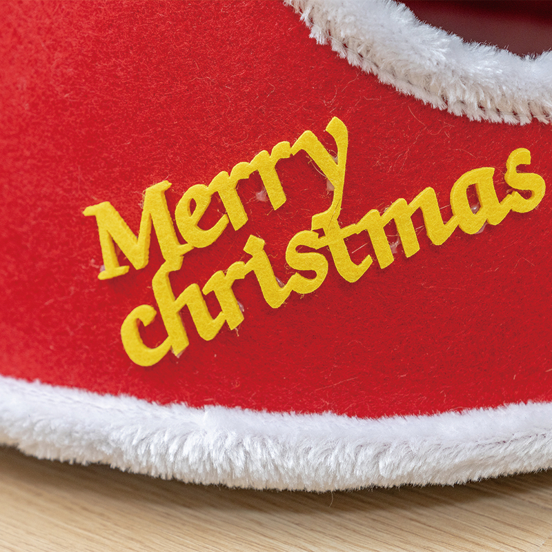 Manufacturer wholesale felt hat shape triangle cat bed christmas