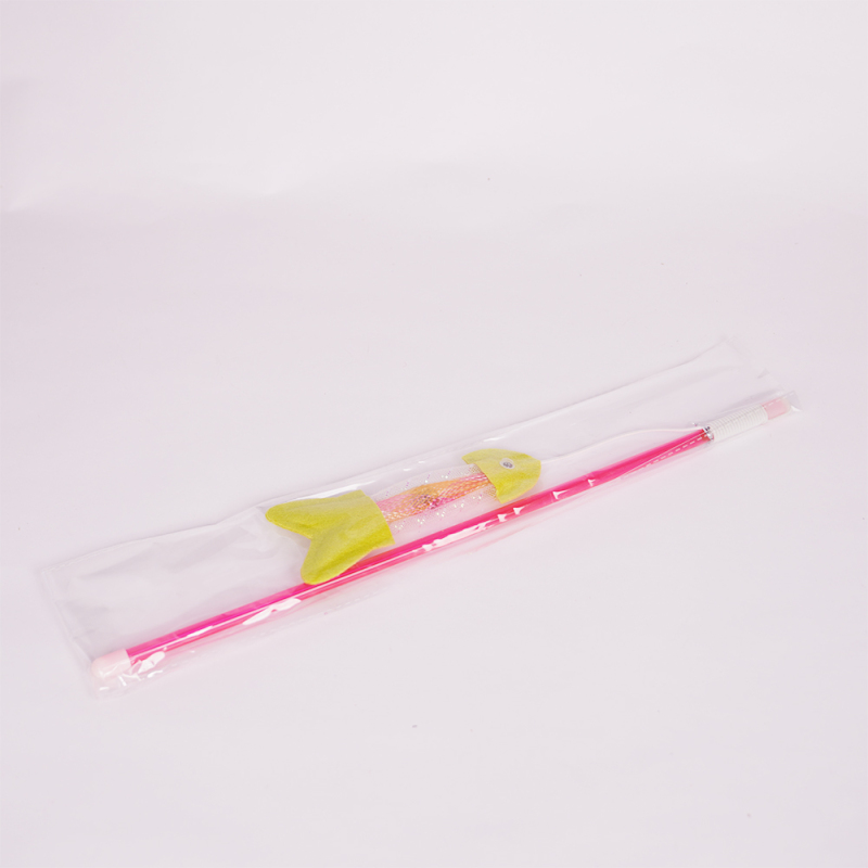 Wholesale Interactive Fish Design Cat Teaser Toy