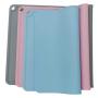 Manufacturer wholesale silicone blue pink grey love shape dog pet feeding mat