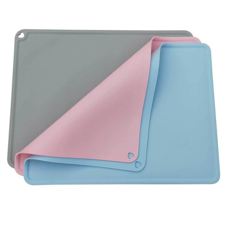 Manufacturer wholesale silicone blue pink grey love shape dog pet feeding mat