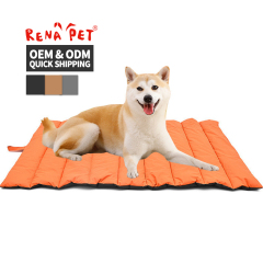Manufacturer Wholesale Foldable Portable Outdoor Waterproof Dog Pet Cushion