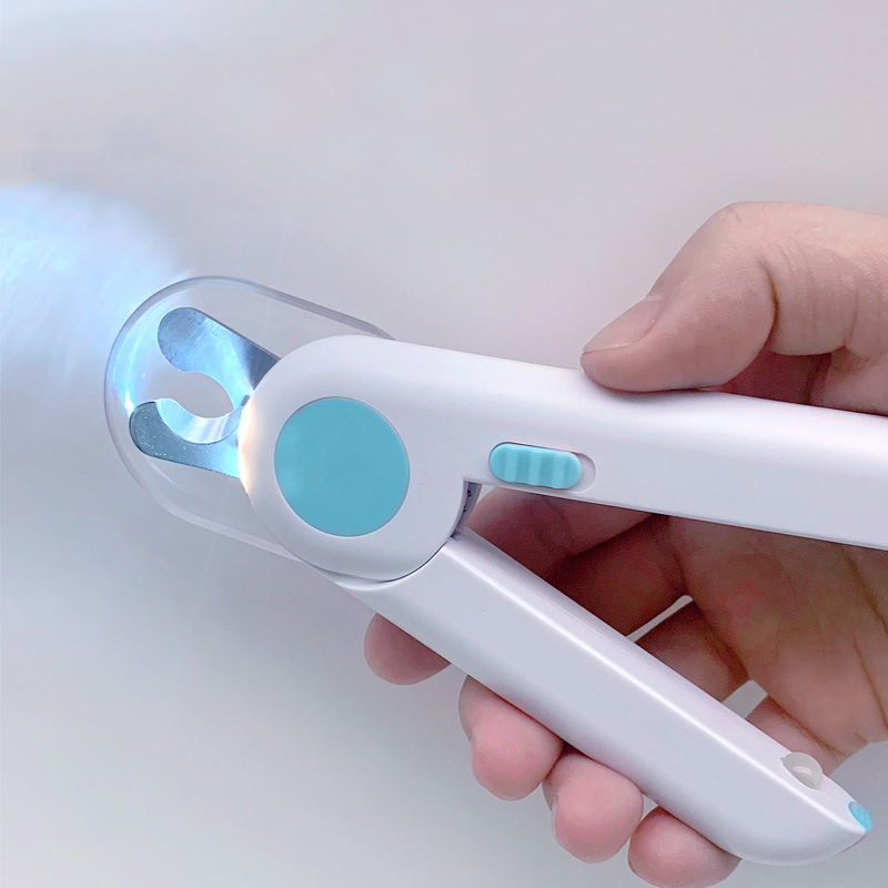 Manufacturer wholesale battery led light small dog cat nail clippers with nail file