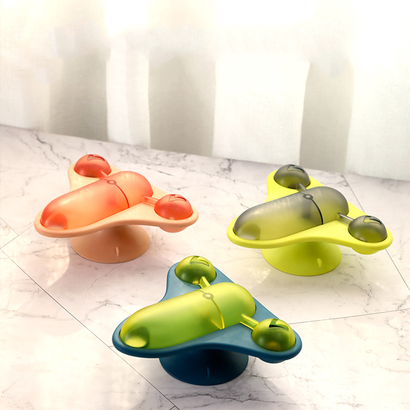Manufacturer wholesale plane shape rotating catnip bell dog cat feeder toys