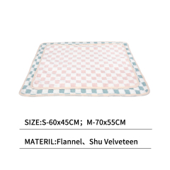 Manufacturer Wholesale Plaid Warm Soft Plush Cat Dog Pet Blanket