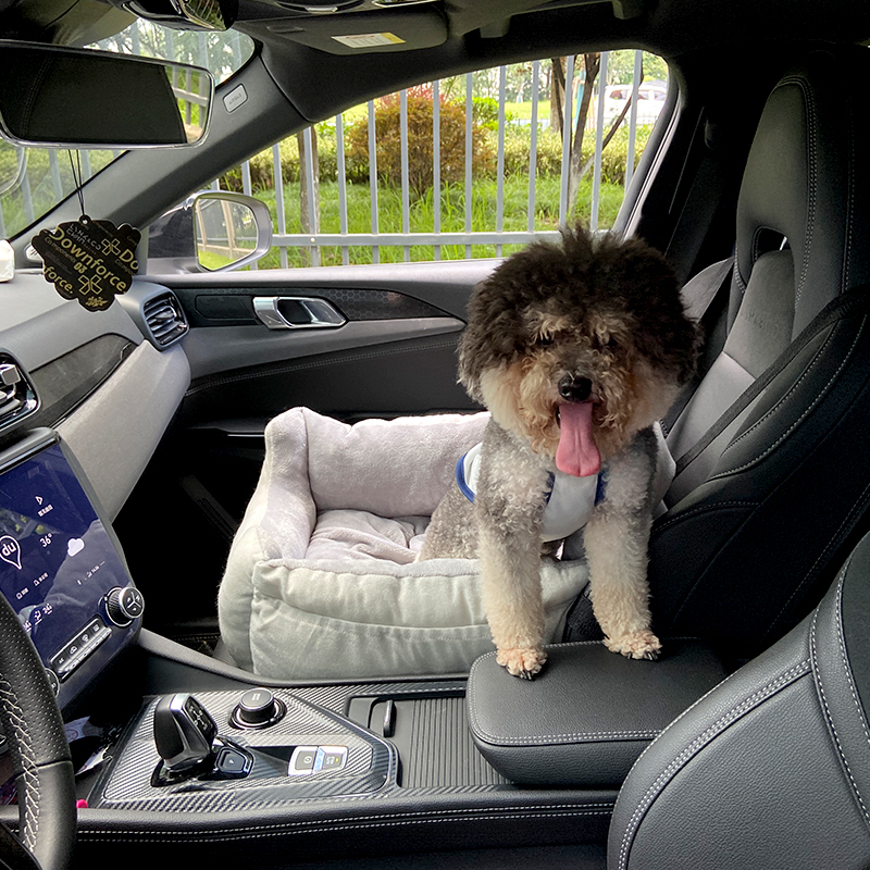 Manufacturer wholesale soft warm dog car sofa bed