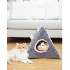 Manufacturer wholesale soft short plush foldable sisal cat house with scratcher board