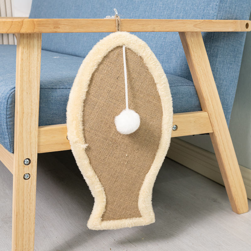 Manufacturer wholesale rectangle fish shape sisal cat scratcher board with viscose hook