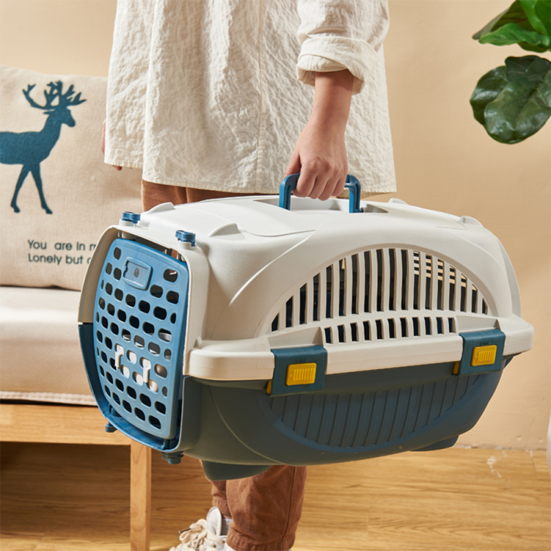 Wholesale Portable Breathable Plastic Cage Pet Dog Cat Travel Carrier