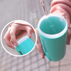 Manufacturer wholesale travel adjustable tensible pet supplier mini portable dog water bottle for dog