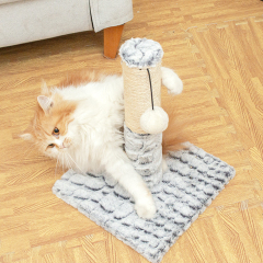 Wholesale Short Plush Sisal Small Cat Scratching Post