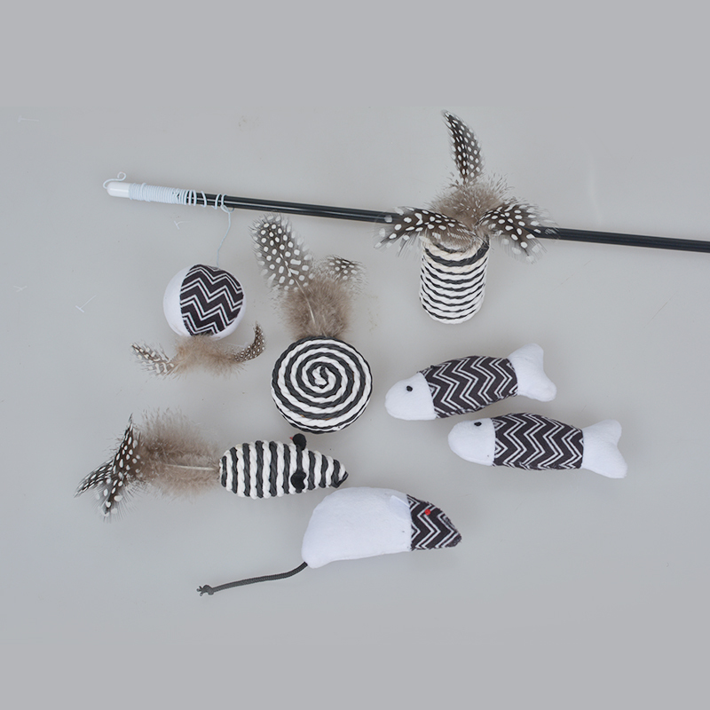 Manufacturer wholesale black white sisal feather plush cat teasing toys set