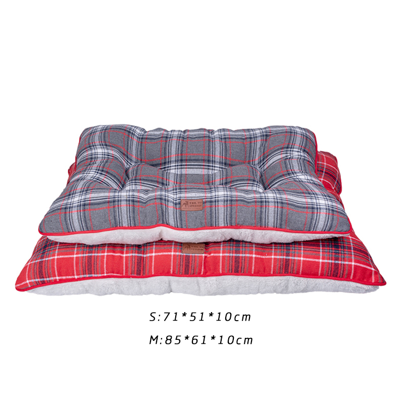 Manufacturer wholesale christmas plaid design dog pillow cushion bed
