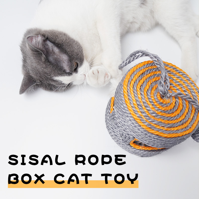 Manufacturer wholesale squeaky MDF round cat sisal scratcher ball toys