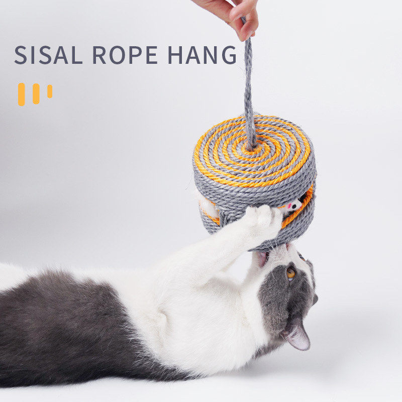 Manufacturer wholesale squeaky MDF round cat sisal scratcher ball toys