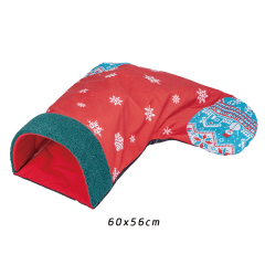 Manufacturer wholesale snow pattern cat tunnel christmas sock design