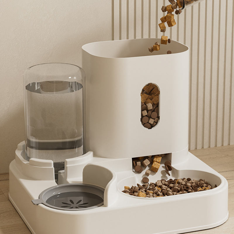 Wholesale Automatic Plastic Control Cat Food Dispenser Dog Water Fountain Pet Feeder