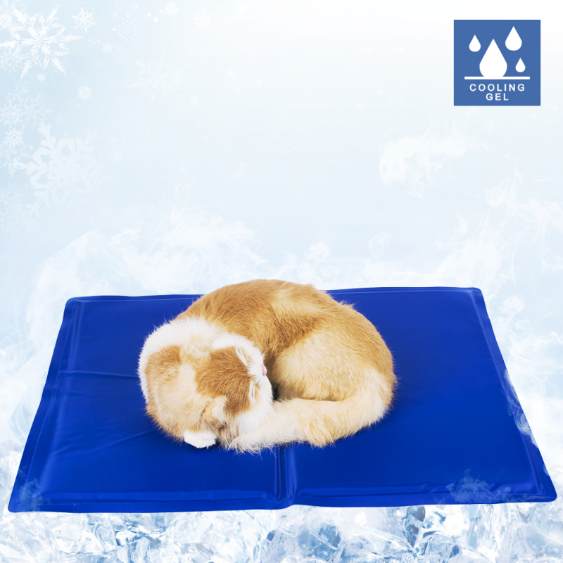 Easy to clean water cooled dog cool blanket