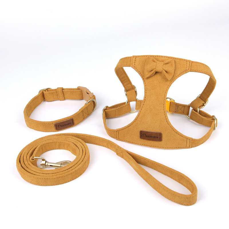 Wholesale Fawn Velvet Custom Logo Dog Collar and Leash Harness Set
