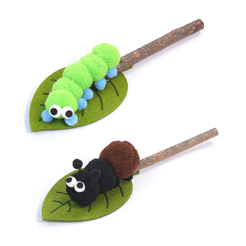 Manufacturer Wholesale New Insect Design Chew Clean Teeth Cat Sticks