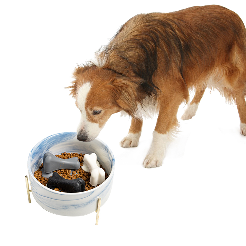Manufacturer wholesale bone shape slow feeder dog bowl accessories