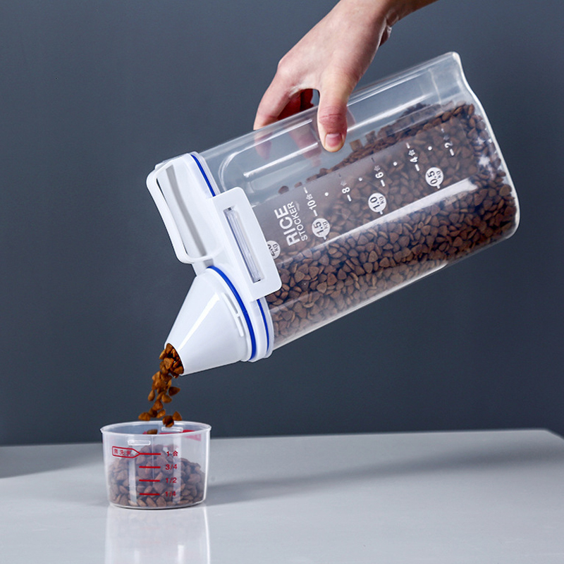 Manufacturer wholesale plastic damp-proof dog food container