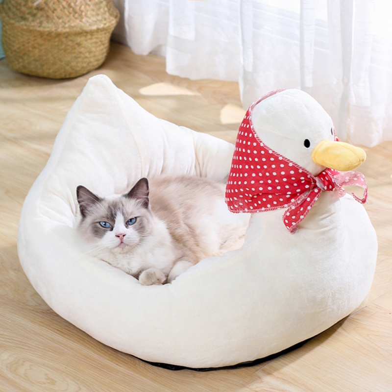 Wholesale Soft Short Plush Cute Duck Design Cat Beds for Indoor Cats