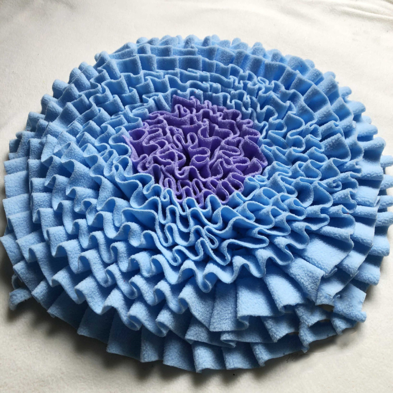 Manufacturer wholesale round multi-design dog snuffle training feed mats