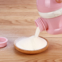 Manufacturer wholesale three layer portable carrier pet dog food container feeder bowl outdoor use