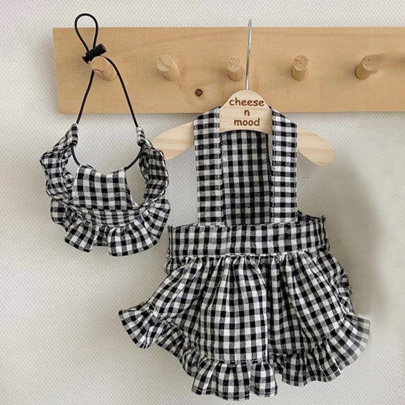 Wholesale Plaid Design Pet Accessories Dog Dress With Hat Set