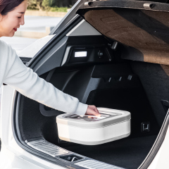 Manufacturer wholesale foldable portable dog pet food storage container